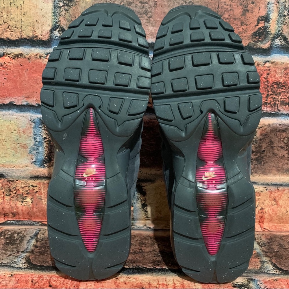 Nike Air Max 95 - Picture 8 of 9